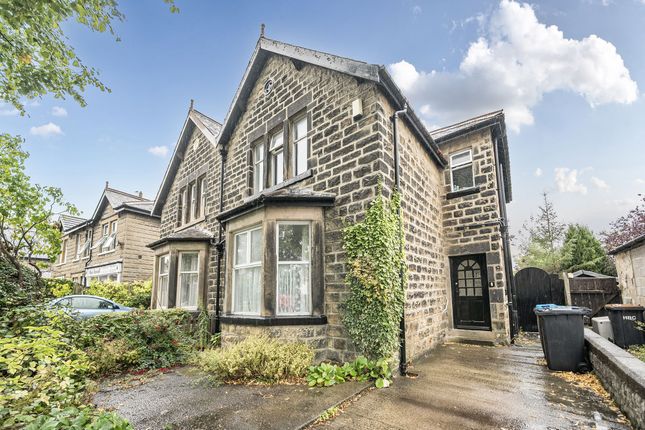 King Edwards Drive, Harrogate, HG1 3 bed semi