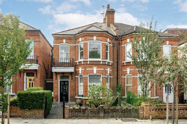 Richborough Road, London NW2 2 bed flat for sale