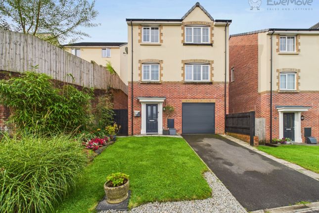 ASH DRIVE, SOUTH MOLTON EX36 4 bed detached house for sale