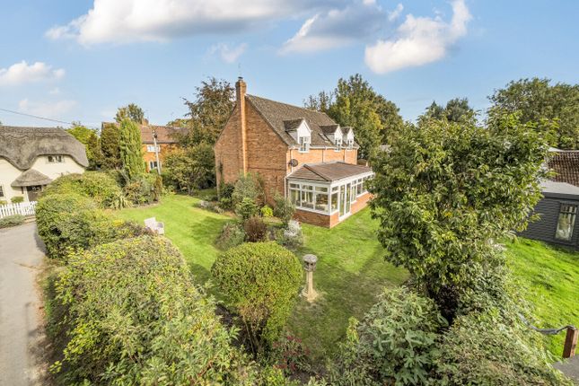 Cues Lane, Bishopstone, Swindon, SN6 4 bed detached house for sale
