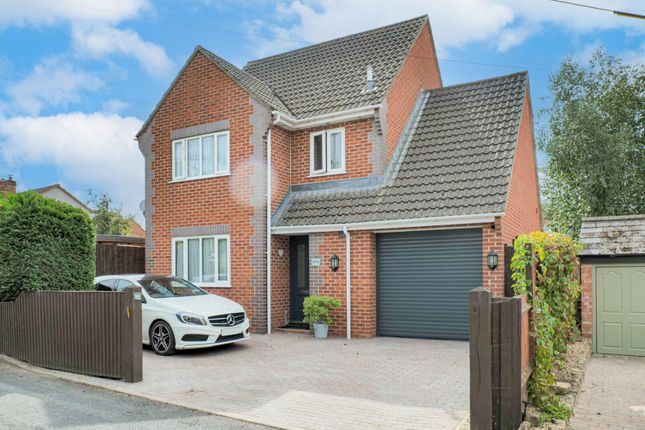 Snarlton Lane, Melksham SN12 3 bed detached house for sale