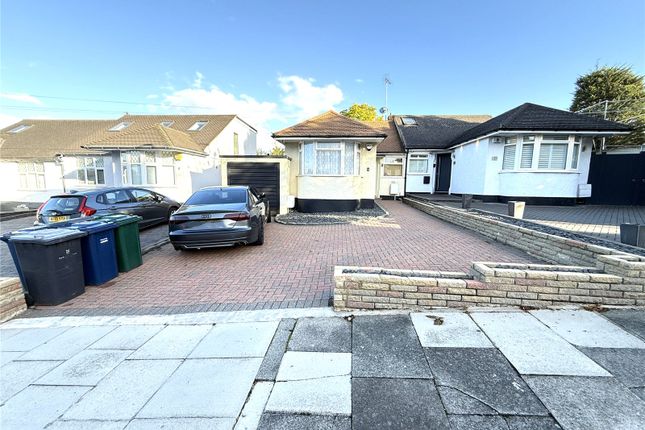 Rushdene Avenue, Hertfordshire EN4 2 bed bungalow for sale