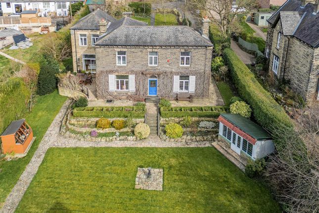 5 bed detached house
