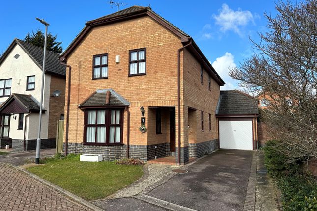 Broadacres, Luton 4 bed detached house for sale