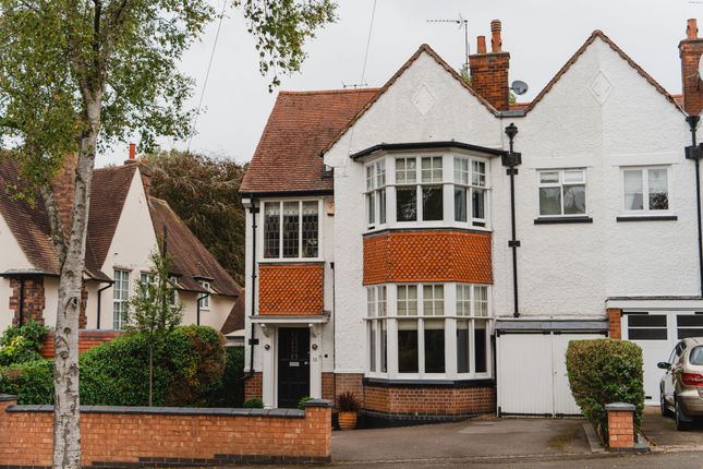 Meadowcourt Road, Oadby, LE2 4 bed semi