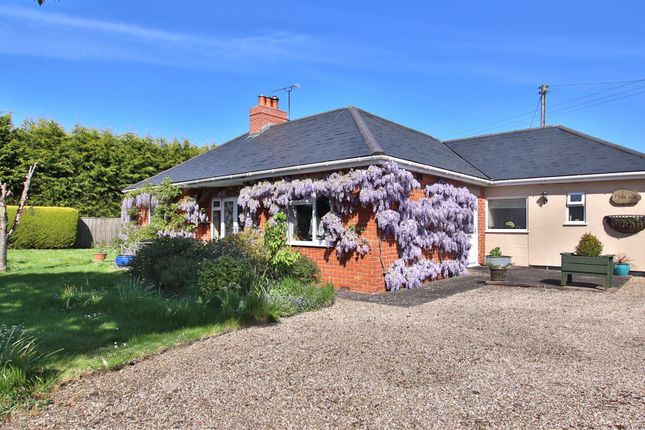 Astonfields Lane, Ashchurch, Tewkesbury 4 bed bungalow for sale