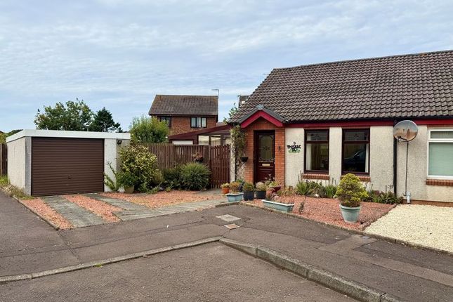 2 bedroom semi-detached bungalow for sale
