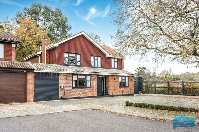 Wylo Drive, Arkley, Barnet, EN5 6 bed detached house for sale