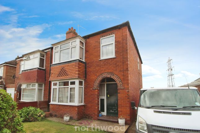 St Vincent's Avenue, Doncaster DN3 3 bed semi