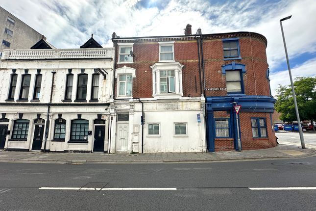 5 bed block of flats