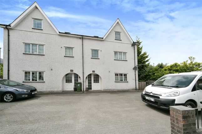 3 bed maisonette