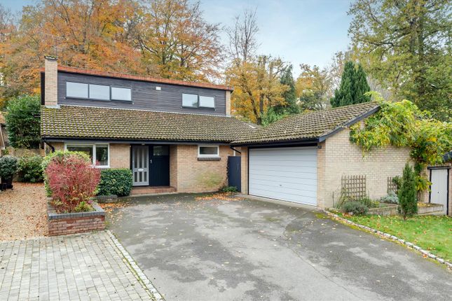 Beaufort Gardens, Ascot 5 bed detached house for sale
