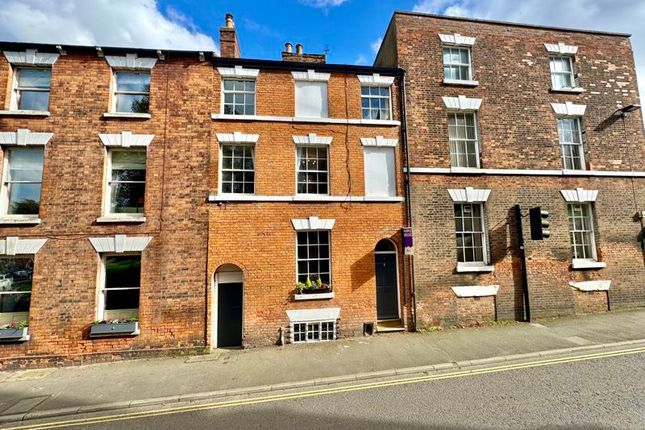 4 bedroom town house for sale