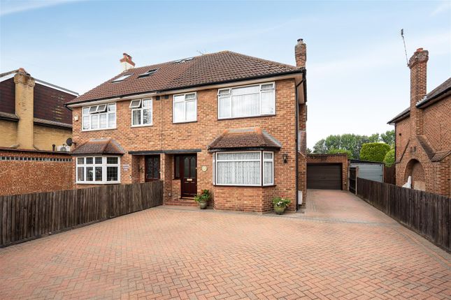 3 bedroom semi-detached house for sale