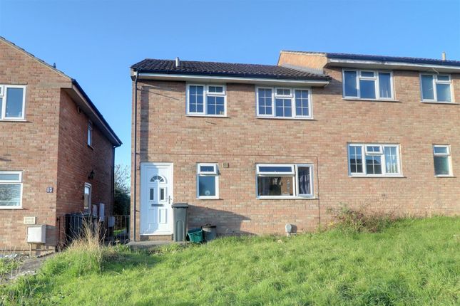Hawthorn Rise, Stroud 1 bed maisonette for sale