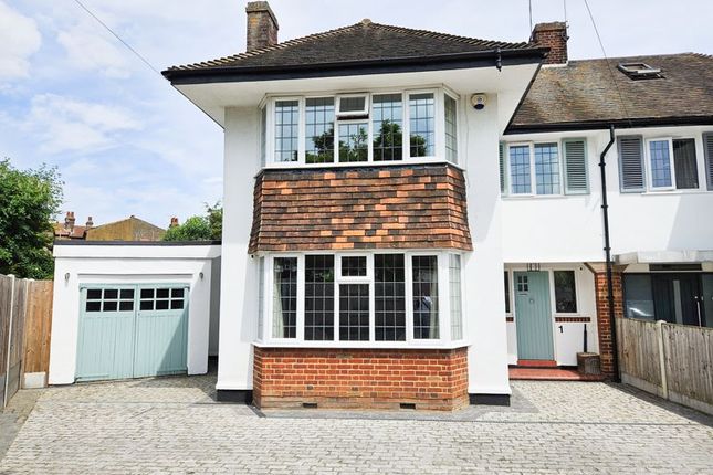4 bedroom semi-detached house for sale