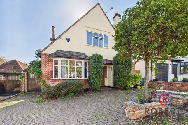 Egerton Close, Pinner, HA5 4 bed detached house for sale