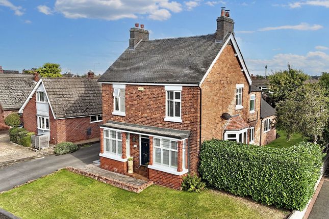 Main Road, Shavington, CW2 4 bed detached house for sale