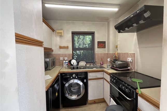 1 bed end terrace house