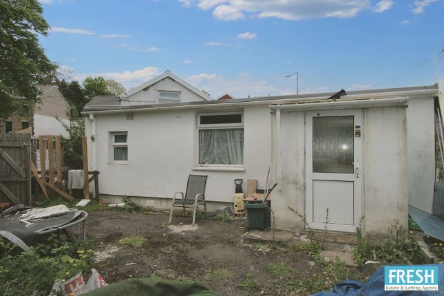 Hebron Road, Clydach, Swansea, SA6 1 bed apartment for sale