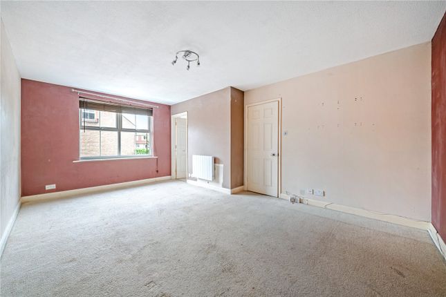 2 bed flat