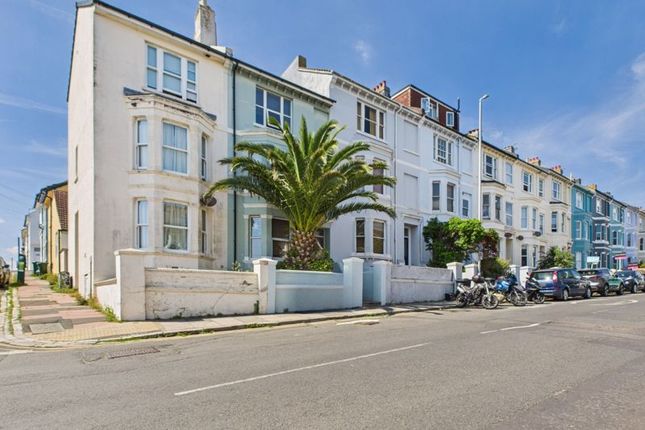 4 bedroom town house for sale