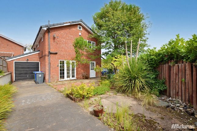 Betchworth Crescent, Beechwood 4 bed detached house for sale