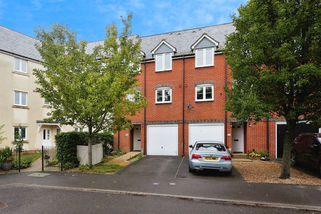 4 bedroom terraced house for sale