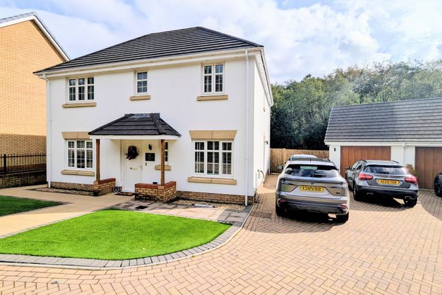 Cysgod Yr Ysgol, Gorslas, Llanelli... 3 bed detached house for sale