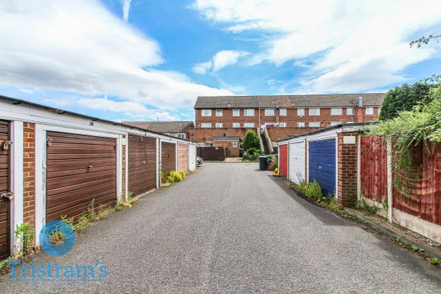 3 bedroom flat for sale