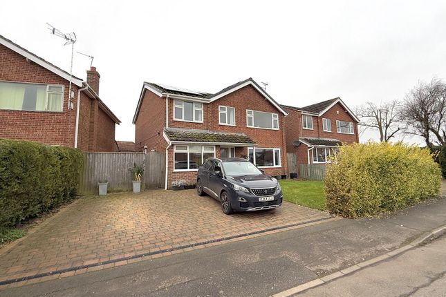 Park Road, Barnstone 4 bed detached house for sale