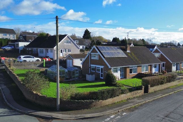 20 St. Andrews Road, Bridgend, CF31 1RX 3 bed semi