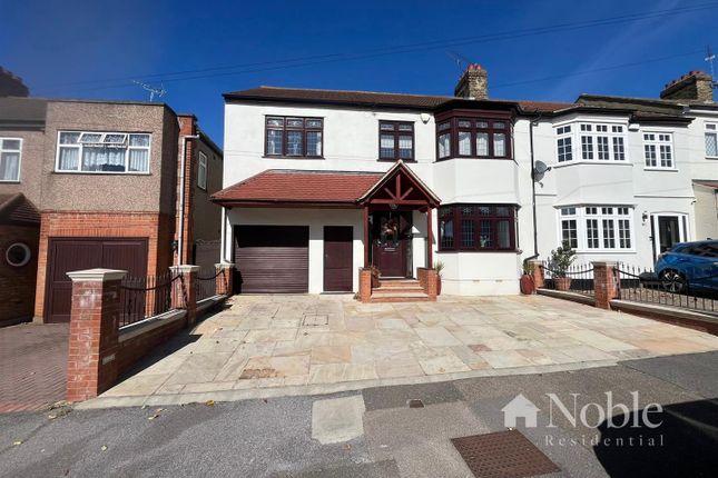 4 bedroom end of terrace house for sale