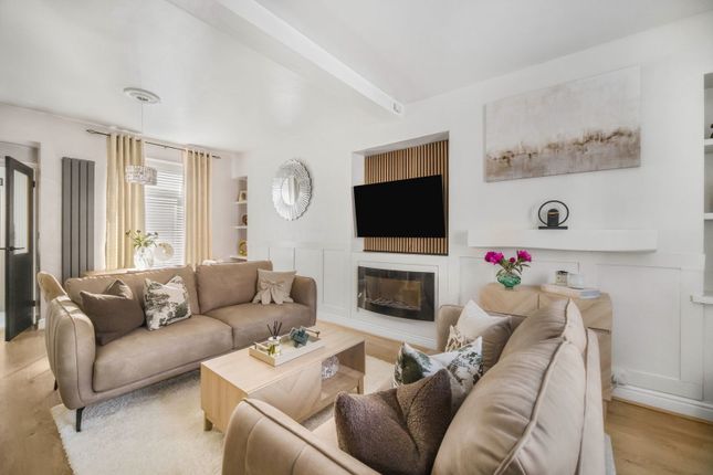 Caerphilly Road, Caerphilly CF83 3 bed terraced house for sale
