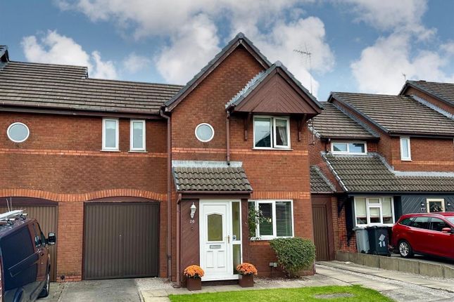Peveril Gardens, Disley, Stockport 3 bed link detached house for sale