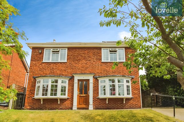 Abbey Drive West, Grimsby DN32 4 bed detached house for sale