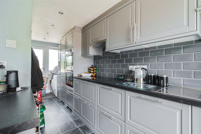 Ripplesmere, Berkshire RG12 3 bed terraced house for sale