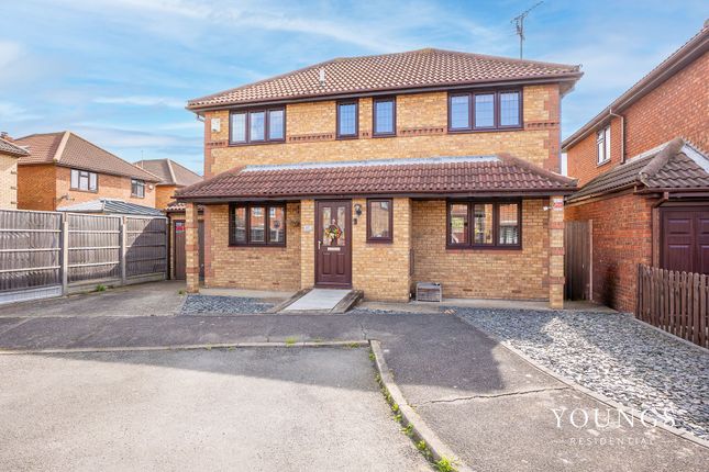 Jarvis Road, Canvey Island, SS8 4 bed detached house for sale