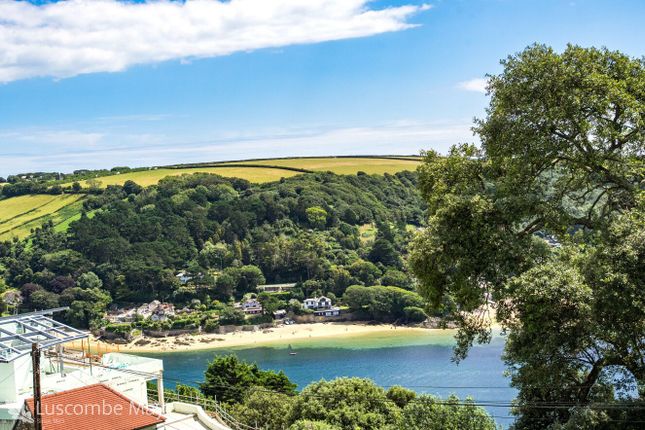 3 bedroom maisonette for sale