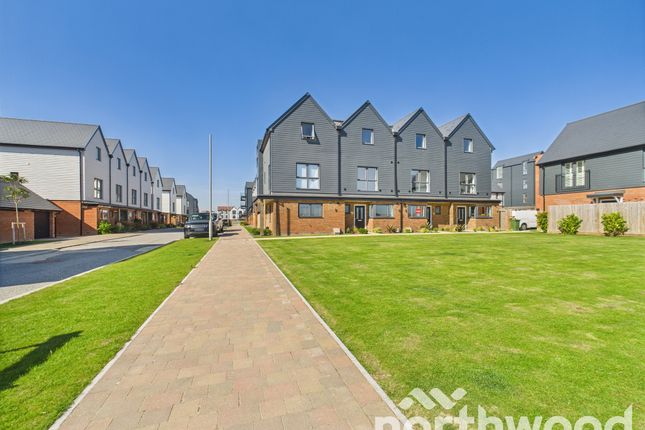 The Marlowe, Chilmington Lakes... 3 bed townhouse for sale