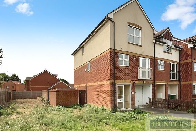 Byron Drive, Erith 4 bed townhouse for sale