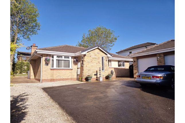 3 bedroom detached bungalow for sale