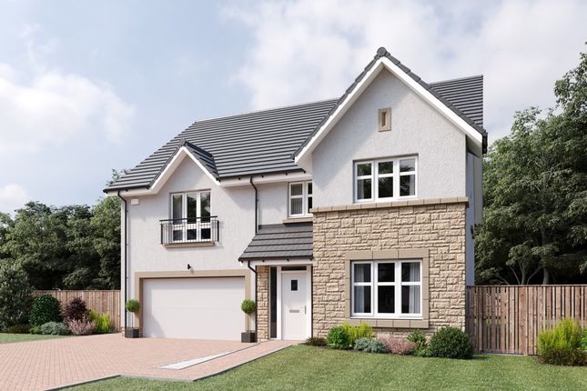 5 bed detached house