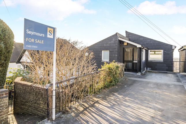 Harvey Road, Surrey GU1 4 bed detached house for sale