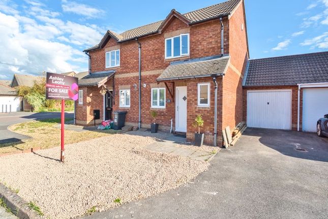 2 bedroom semi-detached house for sale