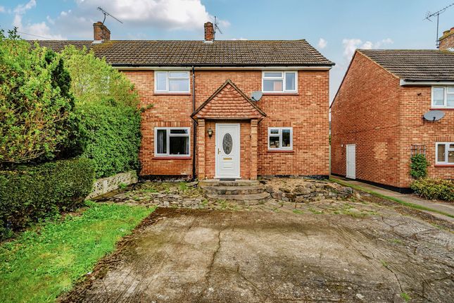 Orchard Close, Sevenoaks TN14 3 bed semi