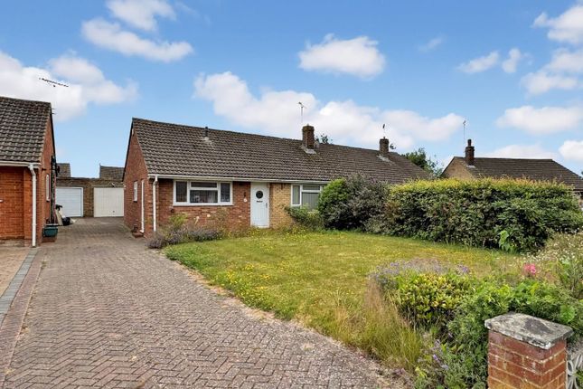 2 bedroom semi-detached bungalow for sale