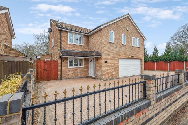 Gordon Road, St Neots PE19 5 bed detached house for sale