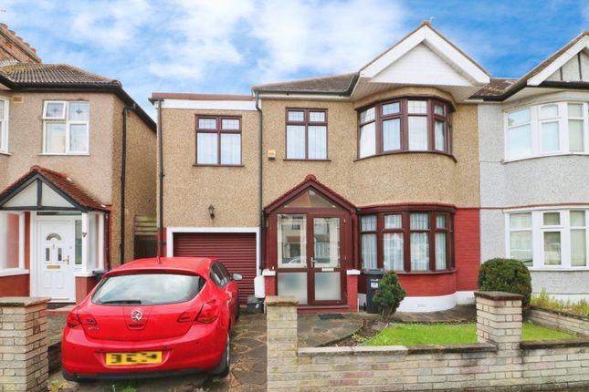 Holland Park Avenue, Ilford IG3 3 bed semi