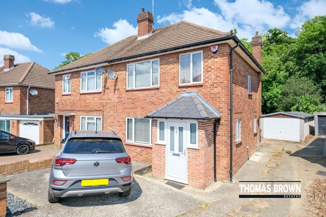 Maxwell Gardens, Orpington 3 bed semi